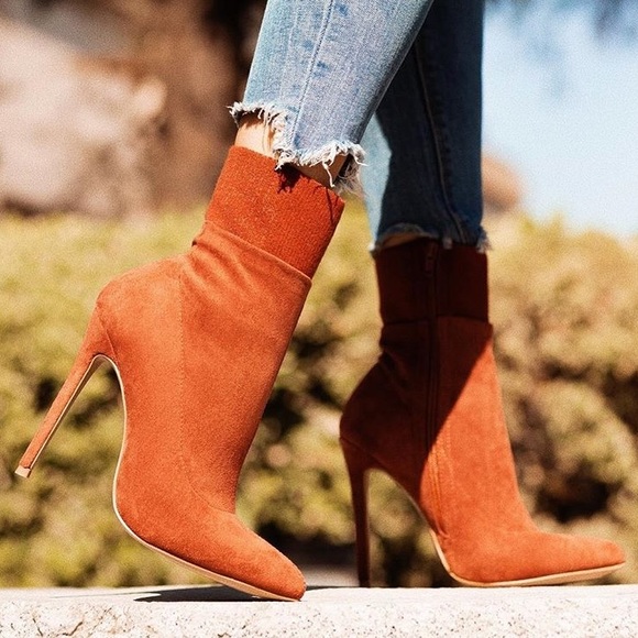 🔥New🔥Hot Camel Suede Booties. Heel Height: 4.5 - Picture 2 of 6